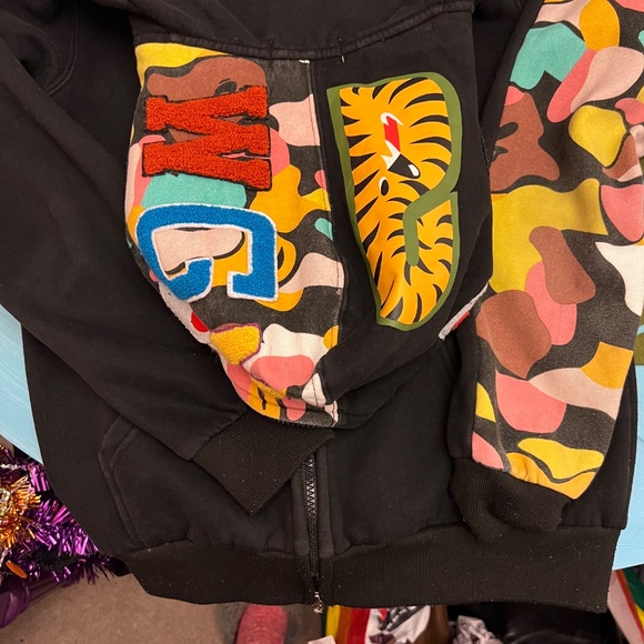 ABathing Ape Hoodie - Picture 2 of 4